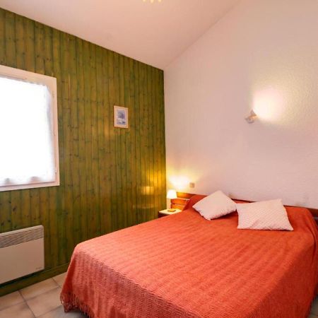 Gite Avec Cheminee, Terrasse Et Wifi - Animaux Acceptes - Fr-1-496-163 Usson-en-Forez Exteriör bild