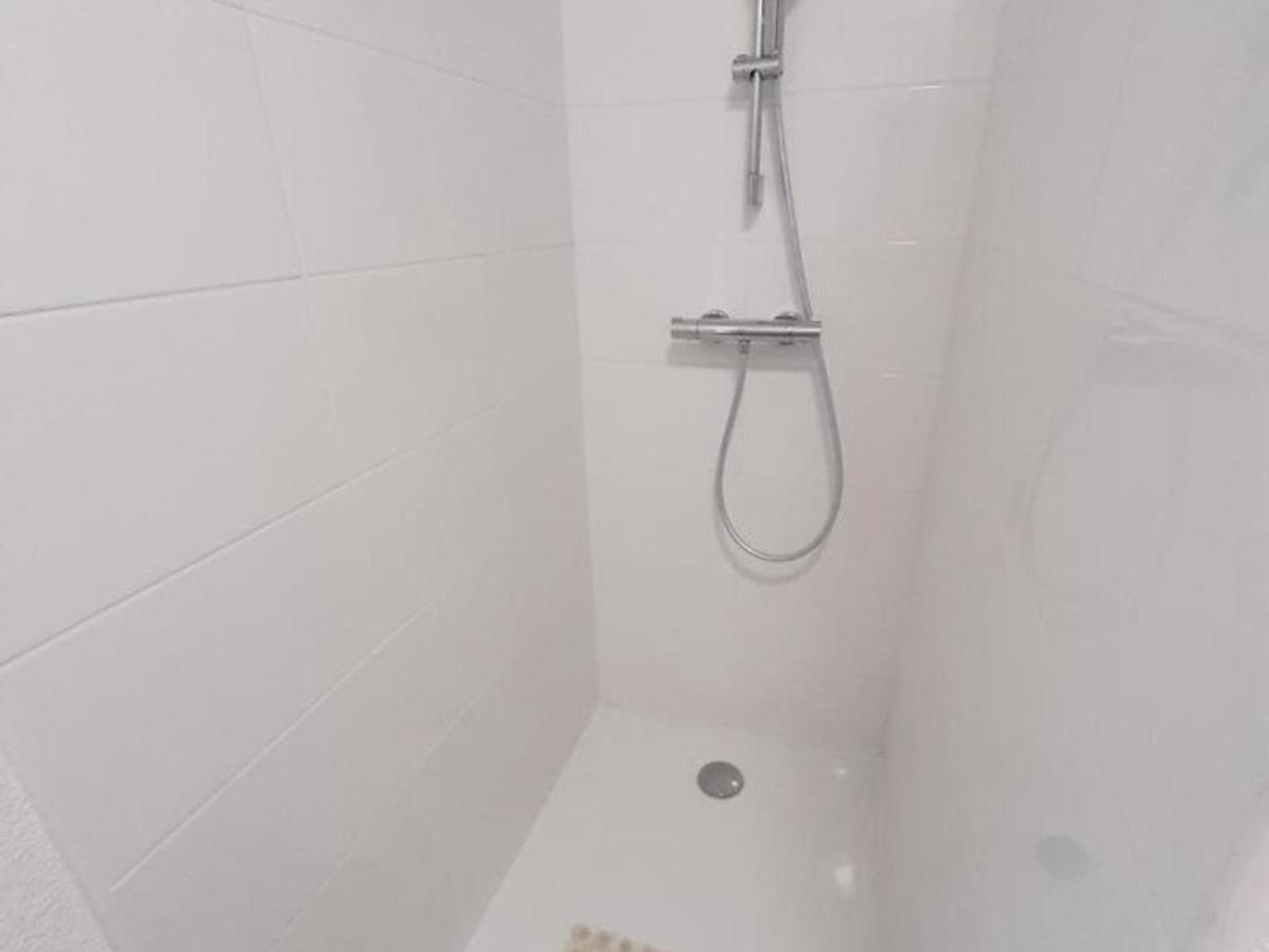 Gite Avec Cheminee, Terrasse Et Wifi - Animaux Acceptes - Fr-1-496-163 Usson-en-Forez Exteriör bild